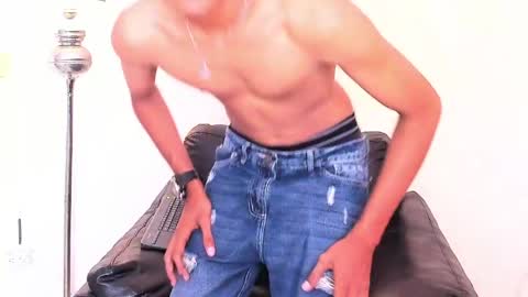 Alejandro williams online show from May 2026 07:51:01 PM