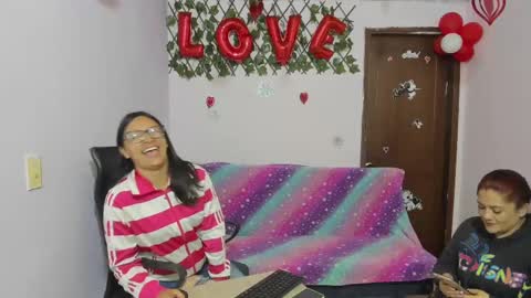 Snapshot of alejita_smithh chatting on March 2025 12:33:02 PM zoe and Kataleya online show from March 2025 12:33:02 PM