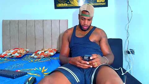 alejo_21cm online show from December 2025 02:14:02 PM