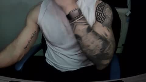 Snapshot of alejoduarte16 chatting on November 2025 05:52:01 PM alejoduarte16 online show from November 2025 05:52:01 PM