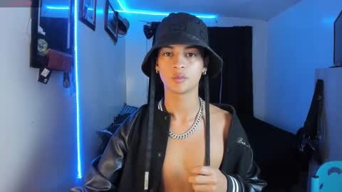 Snapshot of alejoo_storms chatting on October 2025 06:47:02 AM alejo online show from October 2025 06:47:02 AM