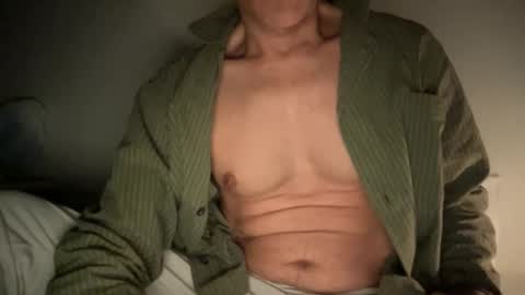 alejoramirez1220 online show from February 2026 05:37:01 AM