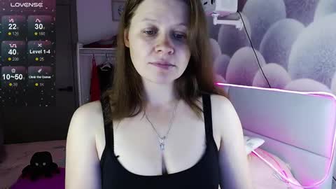 Snapshot of alekasamui chatting on September 2025 08:03:02 AM Aleksa online show from September 2025 08:03:02 AM