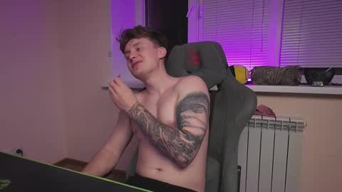 Alex and Linar online show from November 2025 10:58:02 PM