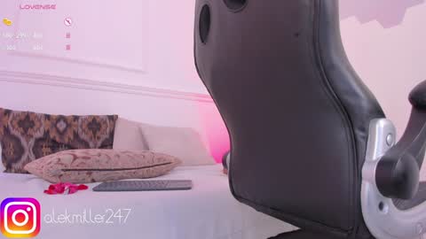 Snapshot of aleksandra_miller chatting on January 2025 03:12:02 PM Aleksandra online show from January 2025 03:12:02 PM