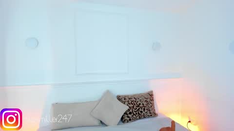 Snapshot of aleksandra_miller chatting on March 2025 12:26:02 PM Aleksandra online show from March 2025 12:26:02 PM