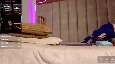 Snapshot of alektra_bryce chatting on September 2025 01:05:02 AM alektra_bryce online show from September 2025 01:05:02 AM