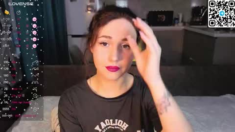 Snapshot of alena_mell chatting on December 2025 08:52:02 AM Alenkaaa online show from December 2025 08:52:02 AM