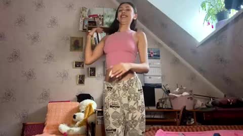 Alene online show from December 2025 09:59:01 AM