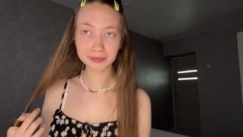 aleren_al online show from April 2026 05:44:02 AM