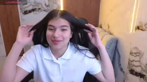 Snapshot of alesia_v chatting on August 2026 03:10:01 AM Live 1000pm 600am COLOMBIAN HOUR online show from August 2026 03:10:01 AM