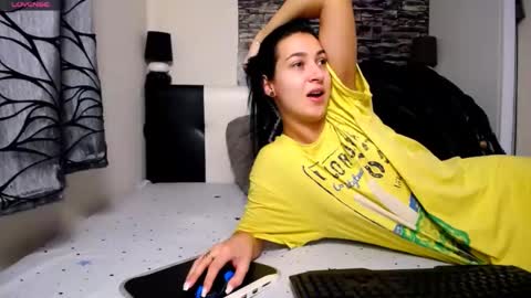 Snapshot of alesiasensual chatting on December 2024 08:19:02 AM AlesiaSensual online show from December 2024 08:19:02 AM