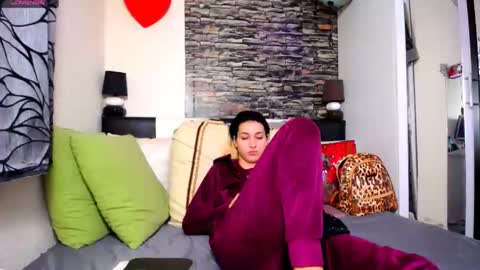 Snapshot of alesiasensual chatting on February 2025 08:20:01 AM AlesiaSensual online show from February 2025 08:20:01 AM