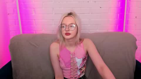 alessakiss online show from February 2026 09:03:02 AM