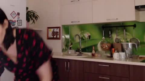 Sandra online show from December 2024 06:04:02 PM