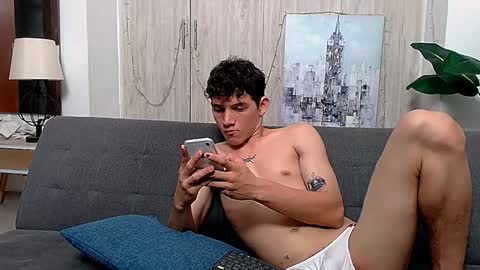 Snapshot of alessandrith104266 chatting on December 2024 02:25:02 AM alessandrith104266 online show from December 2024 02:25:02 AM