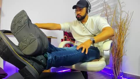 ALESSANDRO  WYE online show from December 2024 09:04:01 PM