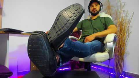 ALESSANDRO  WYE online show from December 2024 07:10:01 AM