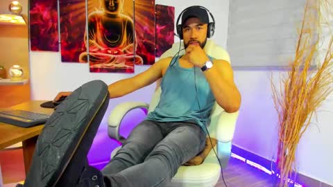 ALESSANDRO  WYE online show from January 2025 09:40:01 AM