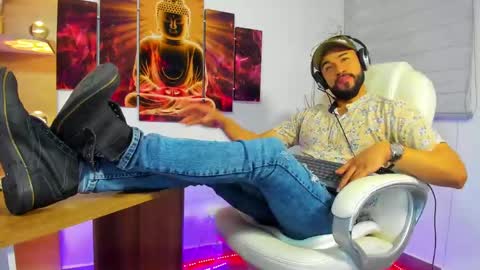 ALESSANDRO  WYE online show from January 2025 08:41:02 AM