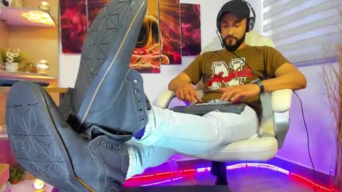 ALESSANDRO  WYE online show from January 2025 09:40:01 PM