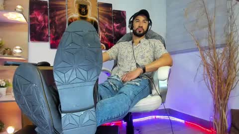 ALESSANDRO  WYE online show from February 2025 01:56:01 AM