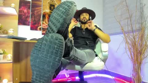 ALESSANDRO  WYE online show from February 2025 05:29:02 AM