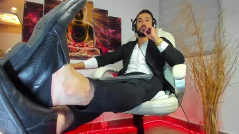 ALESSANDRO  WYE online show from February 2025 09:41:01 AM