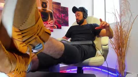 ALESSANDRO  WYE online show from February 2025 09:13:02 PM