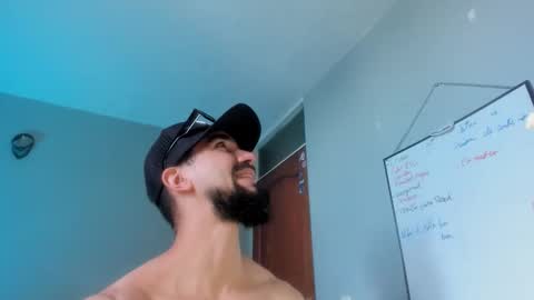 Kciqu3  Independent model online show from September 2025 05:24:02 PM