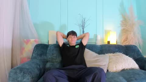 Snapshot of alessandro_dybala chatting on November 2025 12:16:01 PM Alessandro Dybala online show from November 2025 12:16:01 PM