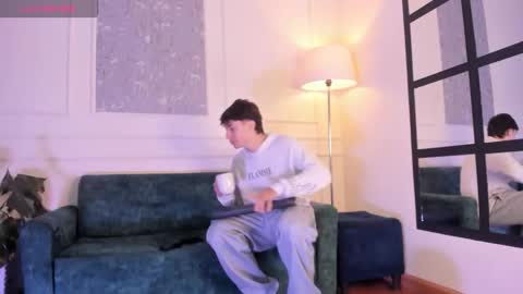 Snapshot of alessandro_dybala chatting on November 2025 12:31:02 PM Alessandro Dybala online show from November 2025 12:31:02 PM