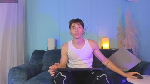 Snapshot of alessandro_dybala chatting on November 2025 12:41:02 PM Alessandro Dybala online show from November 2025 12:41:02 PM