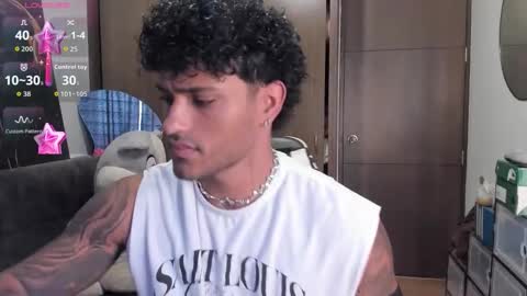 Alessandro Vanni online show from November 2025 01:32:01 PM