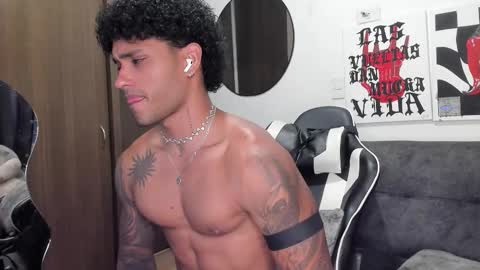 Alessandro Vanni online show from February 2026 03:27:01 AM