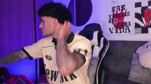 Alessandro Vanni online show from March 2026 03:23:01 AM