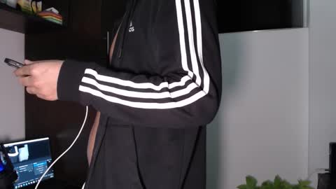 Alex online show from November 2025 10:25:02 AM