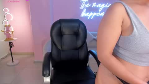 ALESSA ROMERO  online show from February 2025 08:33:02 PM