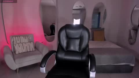 ALESSA ROMERO  online show from November 2025 07:13:01 PM