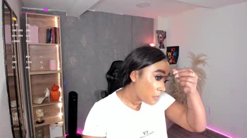 Snapshot of alessia_anderson07 chatting on October 2025 09:50:01 PM Yy online show from October 2025 09:50:01 PM