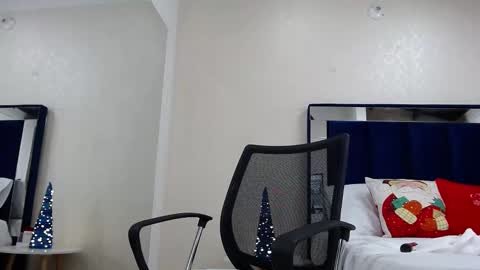 ALESSIA online show from December 2024 03:33:01 PM