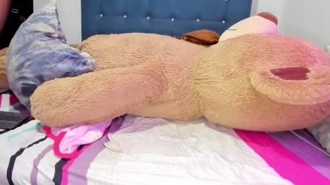 alessia_hot1 online show from March 2026 05:04:01 PM