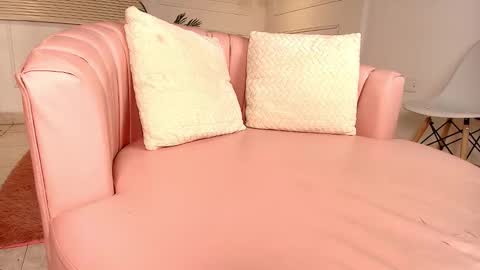 Alejandra  online show from January 2026 12:07:01 PM