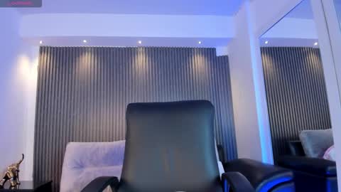 Alessia  Everyday From 0530 to 1430 Col Time online show from November 2025 11:44:01 AM