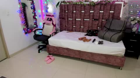 Alessia online show from December 2024 08:44:02 PM