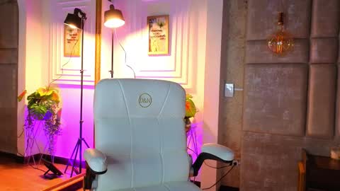 Alessia online show from March 2026 11:06:01 AM