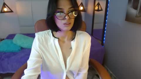 Snapshot of alessiaval chatting on February 2025 03:46:01 PM Valery online show from February 2025 03:46:01 PM