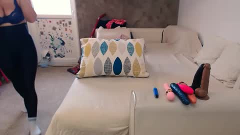 AlesyadollBlonde online show from December 2025 07:12:01 AM