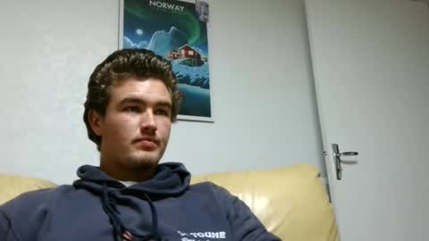 Alex83530 online show from December 2024 04:57:01 PM