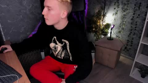 your Alex online show from December 2024 01:03:01 PM